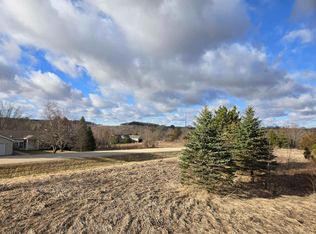 12A68 Washington Dr, Apple River, IL 61001