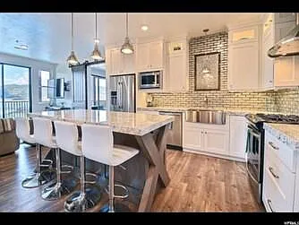 1364 W Stillwater Dr #2020 — Photo 1