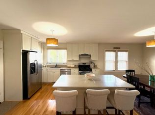 (Undisclosed Address), West Newton, MA 02465