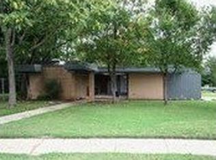 2700 Winding Creek Cir, Norman, OK 73071