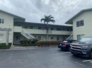 578 NE 20th St #9, Wilton Manors, FL 33305