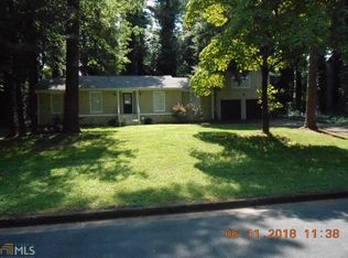 1095 Redan Trail Ct, Stone Mountain, GA 30088