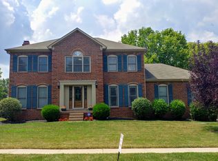 1102 Kirkham Trce, Louisville, KY 40299