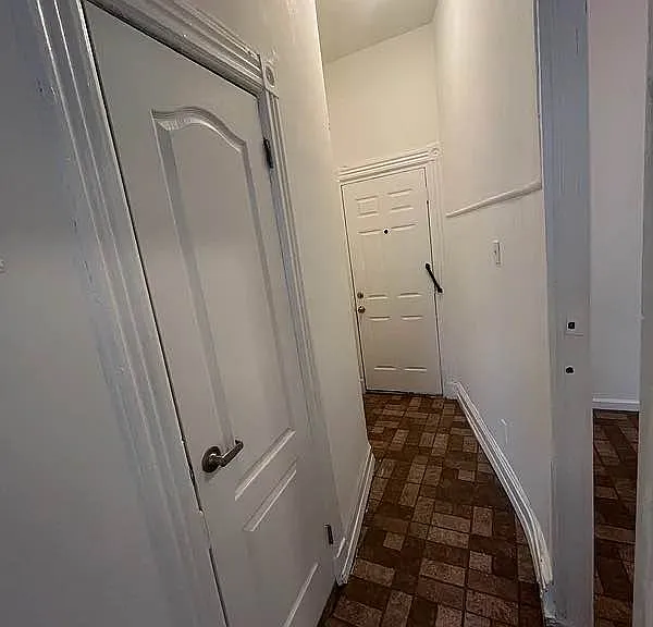 83 Cornelia St #3 — Photo 17