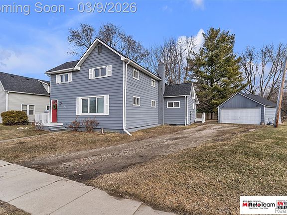 2nd image of 329 Wabash St