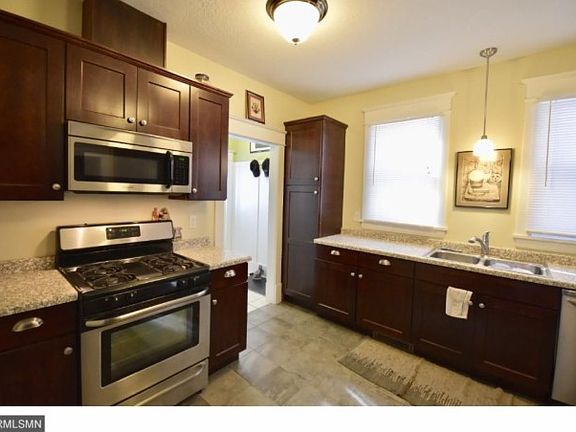 3rd image of 536 Jenks Ave