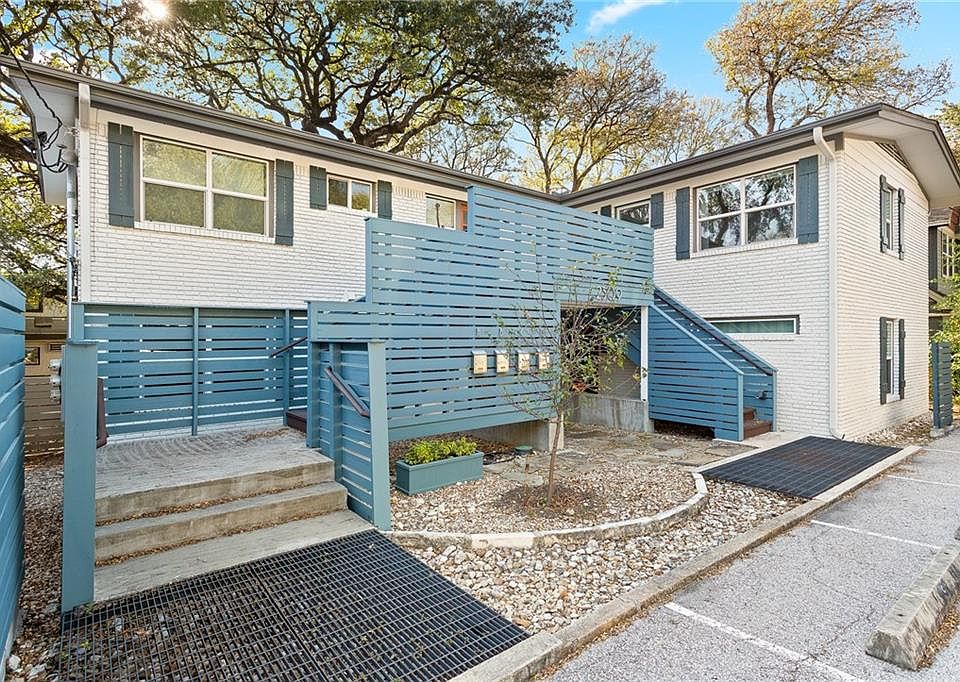 1st image of 2309 Pruett St APT A