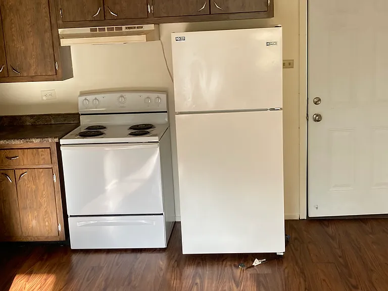 18400 Torrence Ave — Photo 1
