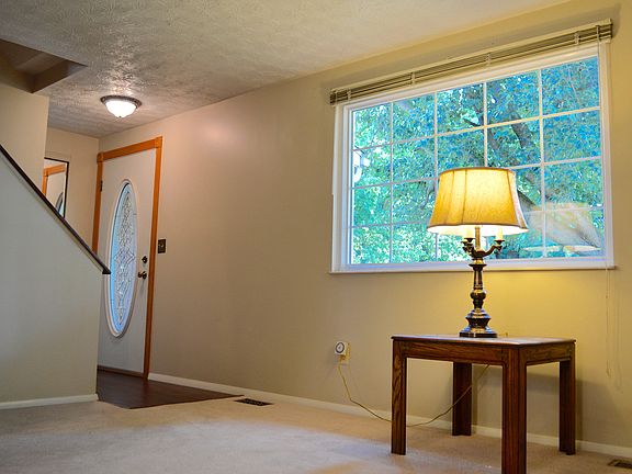 5th image of 6507 Woodthrush Dr