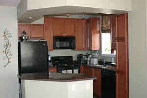 2nd image of 851 N Glebe Rd APT 319