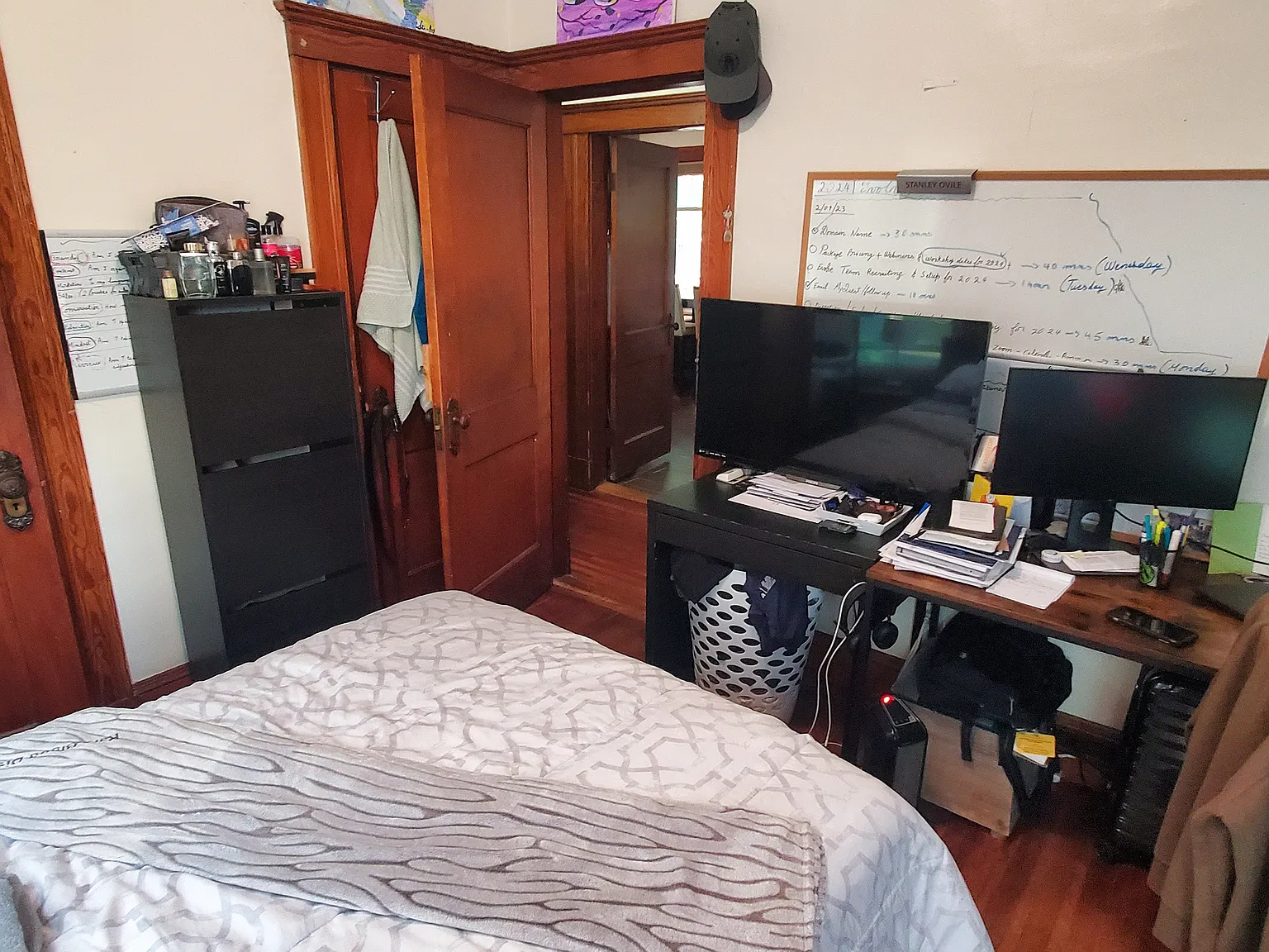 3 bed, 1200 sqft, $3,450 — Photo 2