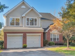 9 Stone Ridge Ct, Little Falls, NJ 07424