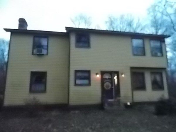2nd image of 2511 Chestnut St