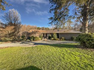 2605 Farmpond Ct, Haw River, NC 27258