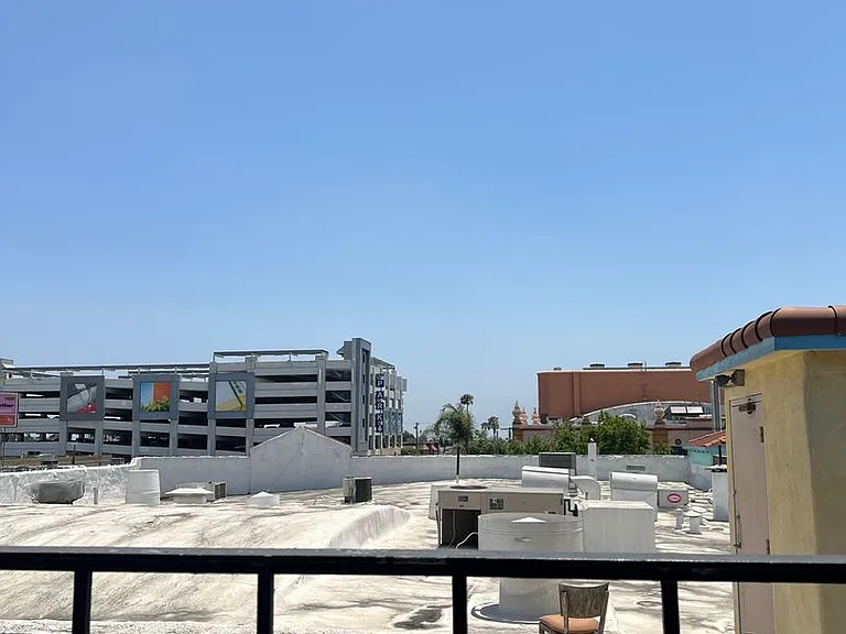 Star North Apartments — Photo 11