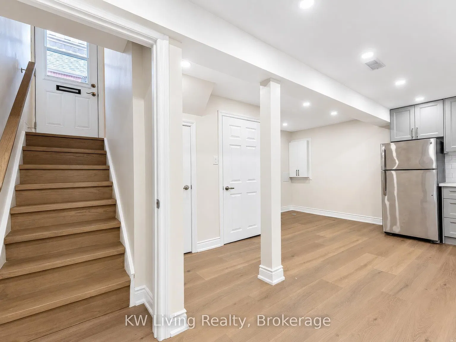 2 bed, $2,000 — Photo 2