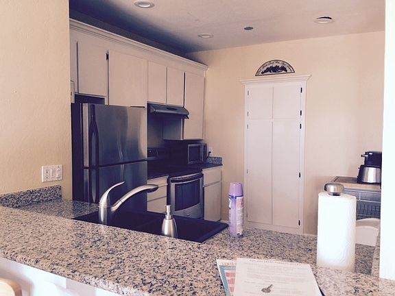 2nd image of 305 Beach St APT 4