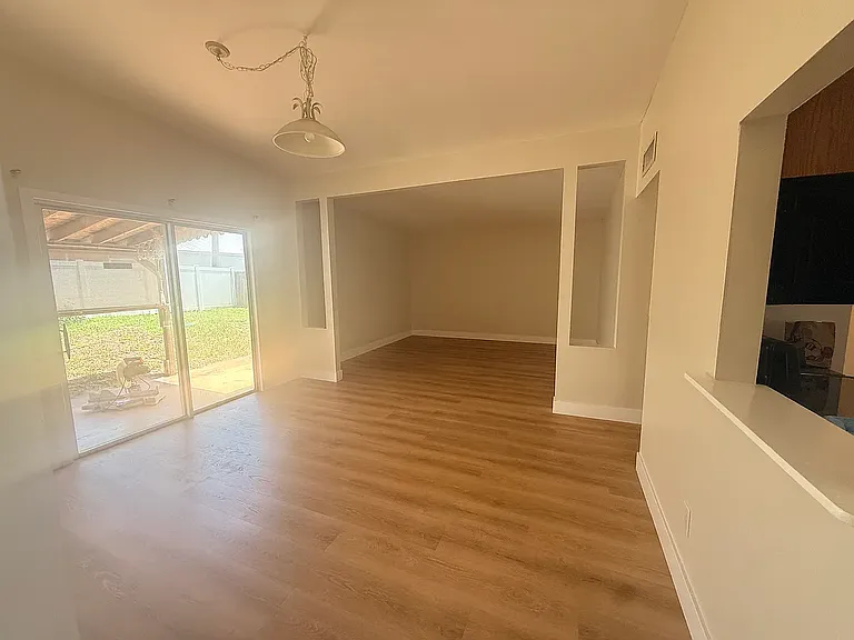 485 Del Monte Rd #B — Photo 6