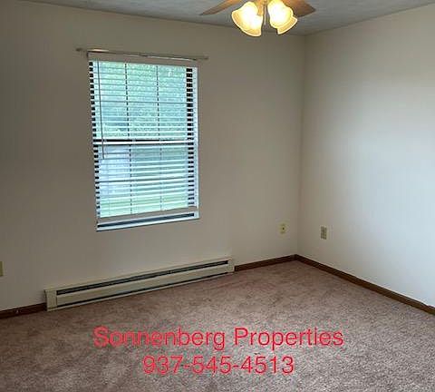 4th image of 3335 Redbud Dr APT D