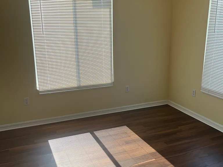 1604 Fluorshire Dr — Photo 7