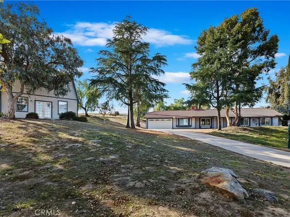 20585 Camino Del Sol, Riverside, CA 92508