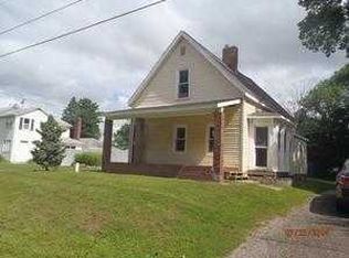 4351 Leonard St, Marne, MI 49435