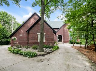 12956 Hummingbird Rdg, Springfield Township, MI 48350