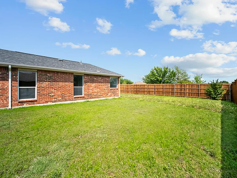 2130 Harvester Dr — Photo 45