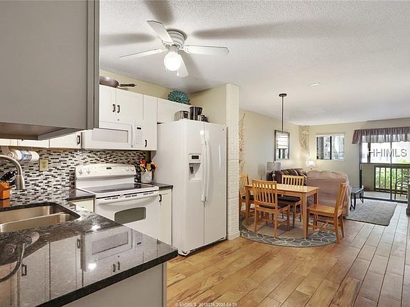 4th image of 239 Beach City Rd APT 1127