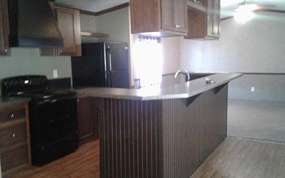 4th image of 1418 N Jackson Ave