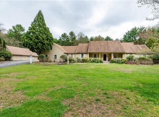 2 New London Tpke, Exeter, RI 02822