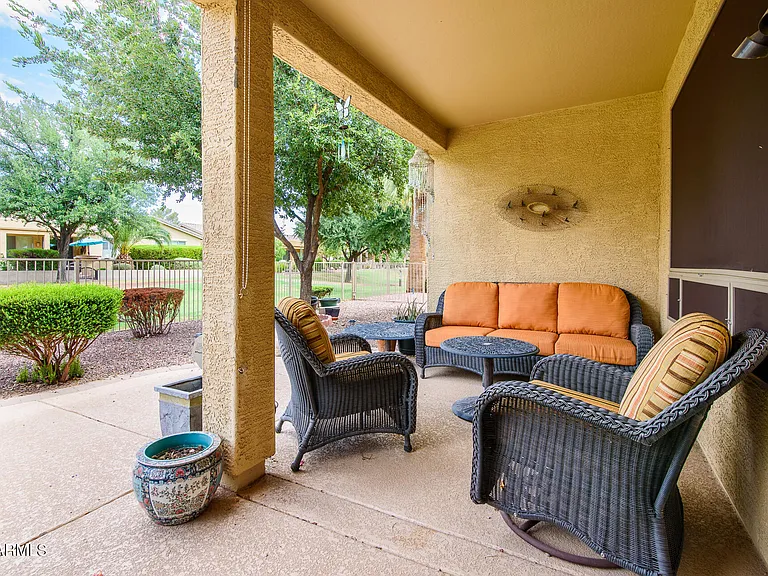 42348 W Fountainhead St — Photo 32
