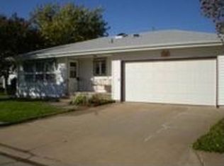 2028 W 11th St, Grand Island, NE 68803