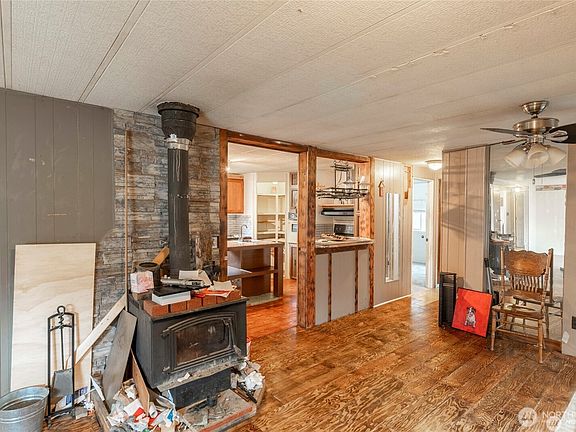 4th image of 7503 189th Street Ct E #12