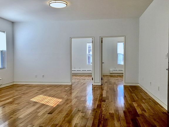 2nd image of 32-33 47th St #2