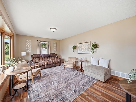 2nd image of 409 Space Ave SW