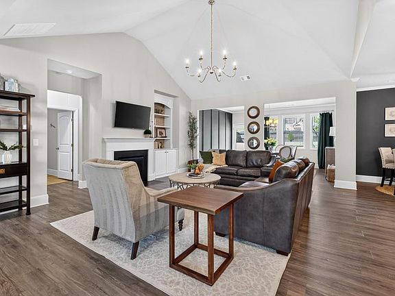4th image of 6250 Privet Way