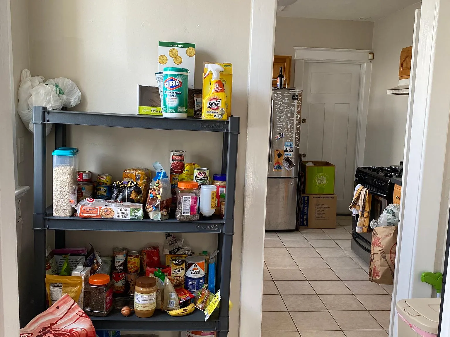 3 bed, 1800 sqft, $2,400 — Photo 4