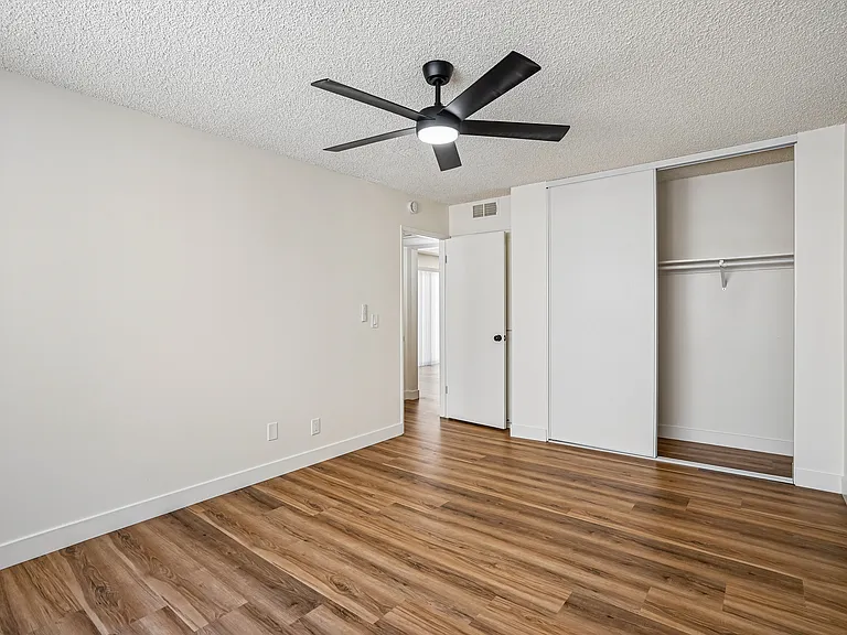846 4th St — Photo 35