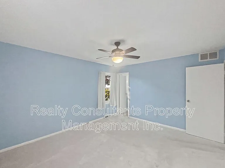 3222 S Elm Eugene St — Photo 12