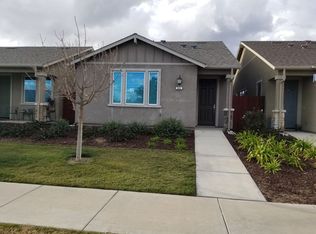 826 Tivoli Dr, Newman, CA 95360