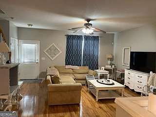 5th image of 1713 Stanwood Dr NW