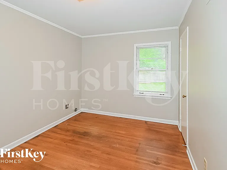 1515 Mount Moriah Rd — Photo 13