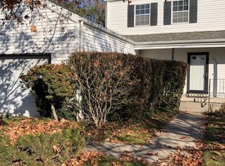1340 E Saxony Pl, Salt Lake City, UT 84117