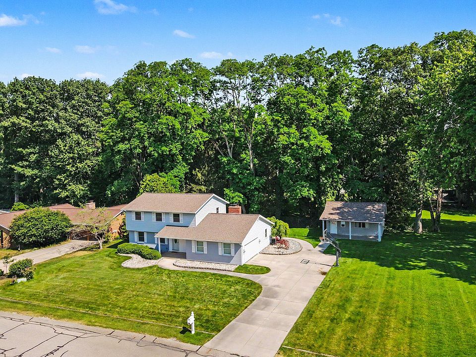 1st image of 16115 Harbor View Dr