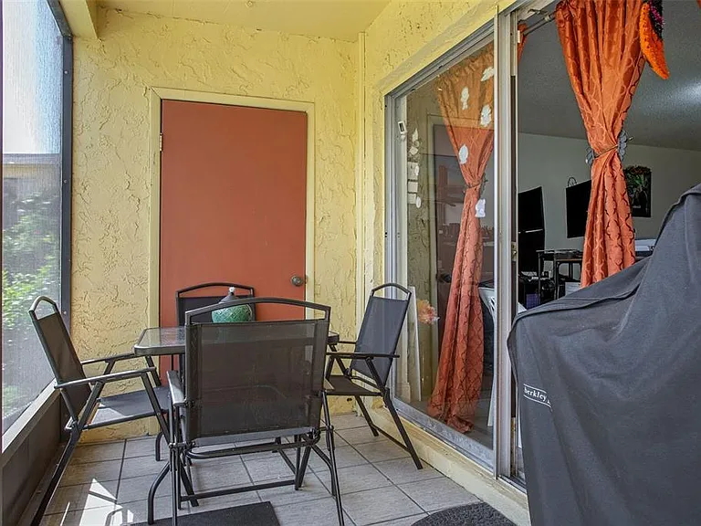 7501 Dolonita Dr #7501 — Photo 21