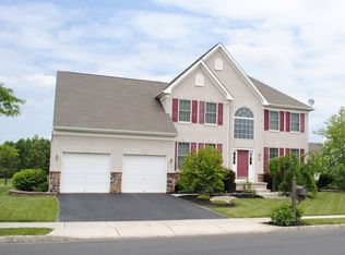 12 Rouser Way, Hillsborough, NJ 08844