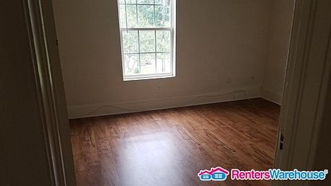 3rd image of 2801 Waverly Way #2