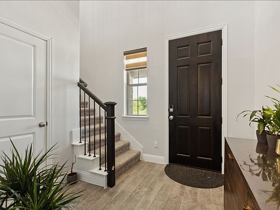 4th image of 3640 Lillian Ct