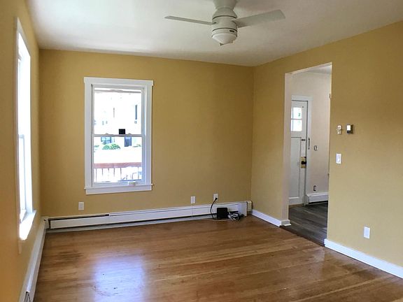 3rd image of 6 Harrison St APT 1F